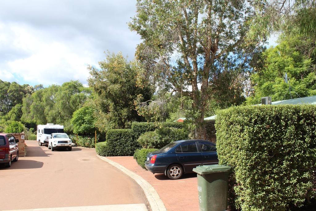 Margaret River Tourist Park Экстерьер фото
